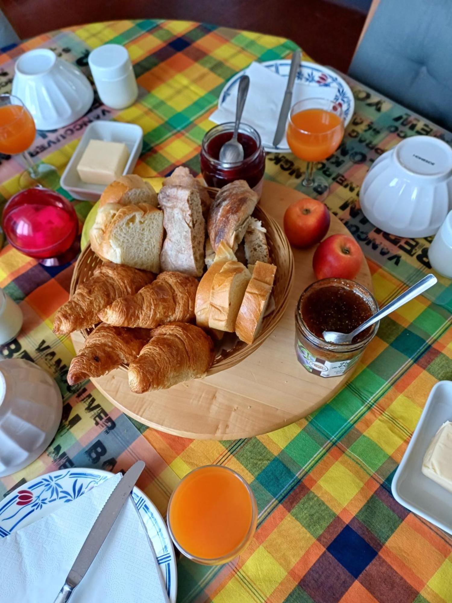 Aline Et Dim Bed & Breakfast Mereville  Екстериор снимка